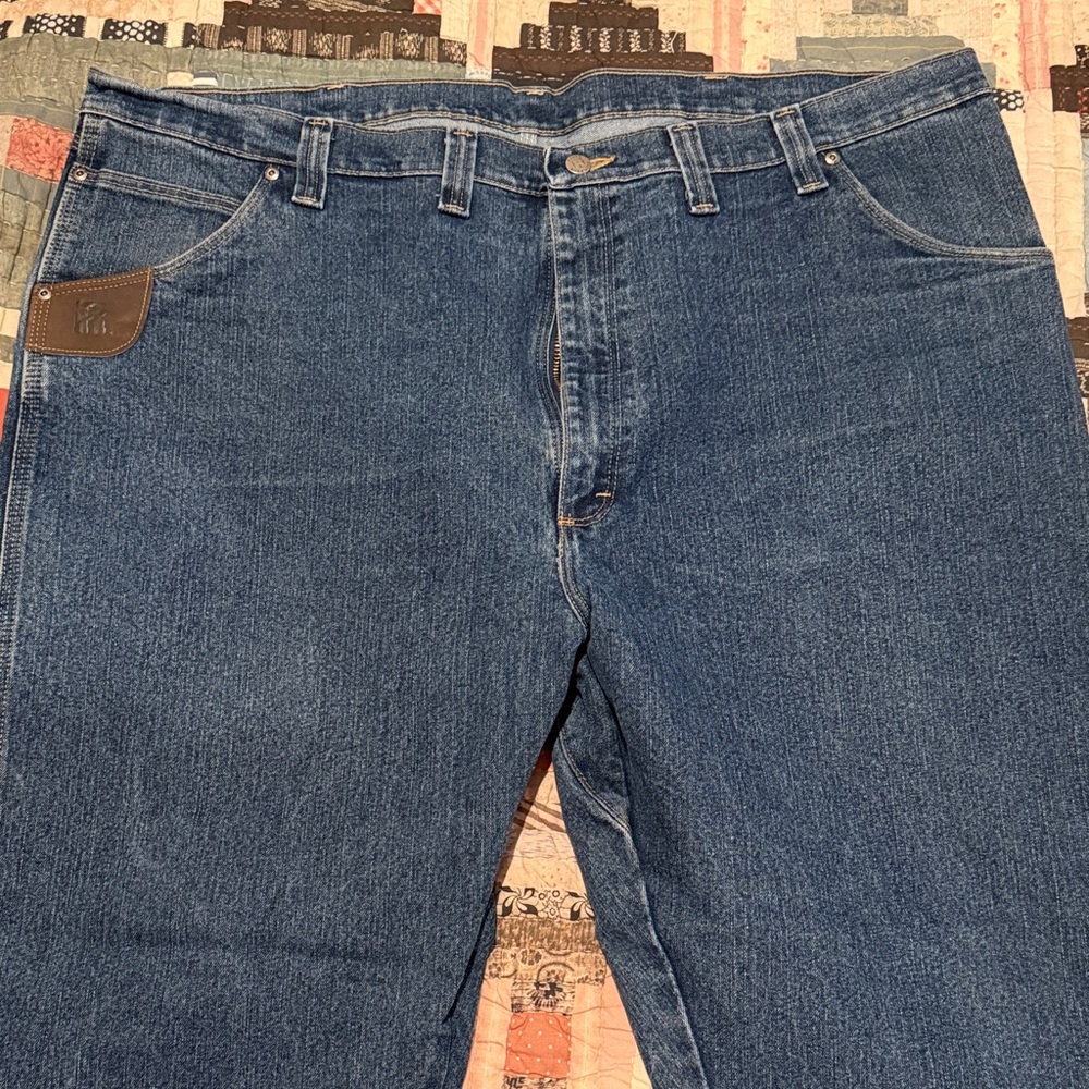 Men's Relaxed Fit Blue Jeans